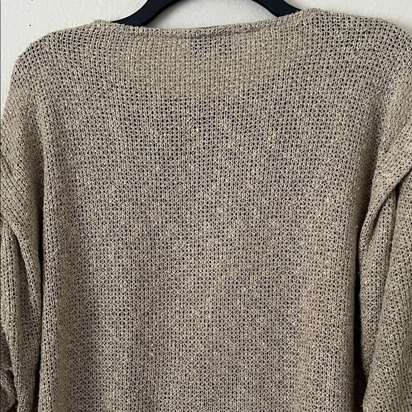 Like New! Vintage Linea Silk Brown and Gray Plaid Sweater Top in SIze 10 - Picture 6 of 11
